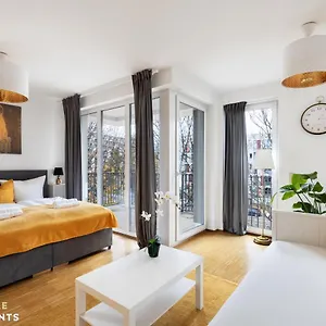 https://pineapple-apartments-zwinger-viii-85m2-1x-free-parking.dresdenhotels.net